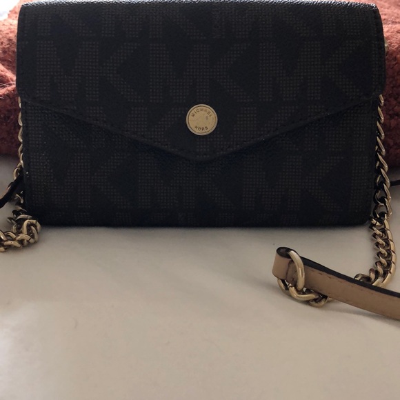 mk saffiano crossbody